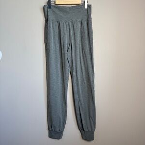 Athleta Women's Salutation Jogger Pant Heather Gray M/T Pockets Yoga Fitness Gym